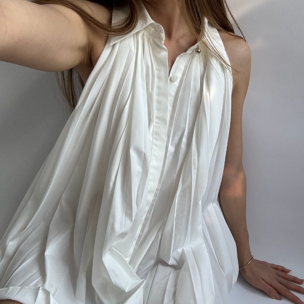 Mo & co acler whiite pleated sleevless shirt